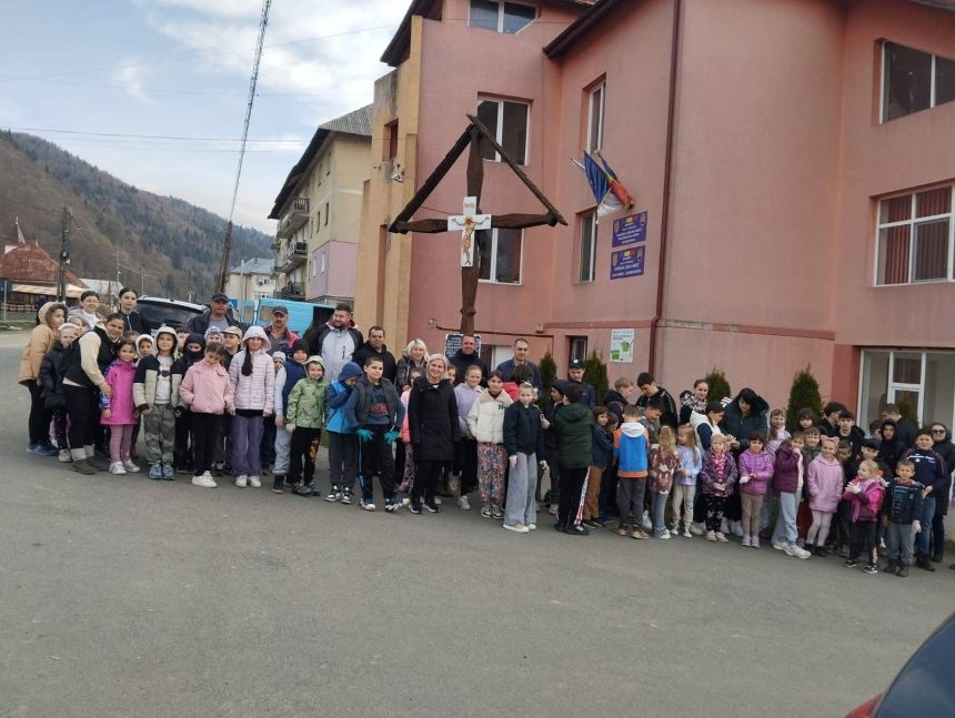 Implicarea face diferenta comunitatea din Baiut un model de responsabilitate in programul Maramures Curat