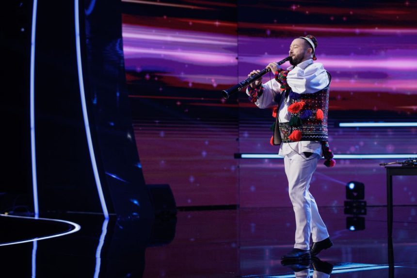 Maramuresul fascineaza la Romanii au talent Dorin Filip moment spectaculos si calificare cu 4 voturi de DA