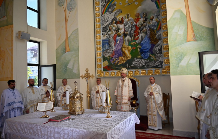 25 de ani de credinta si comunitate la Biserica Greco Catolica Sfanta Maria din Baia Mare