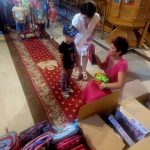 36 de copii au fost recompensati cu ghiozdane inainte de inceputul scolii
