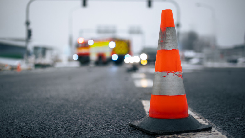 Alcoolul a cauzat un accident Masina lovita de un stalp in Baia Mare