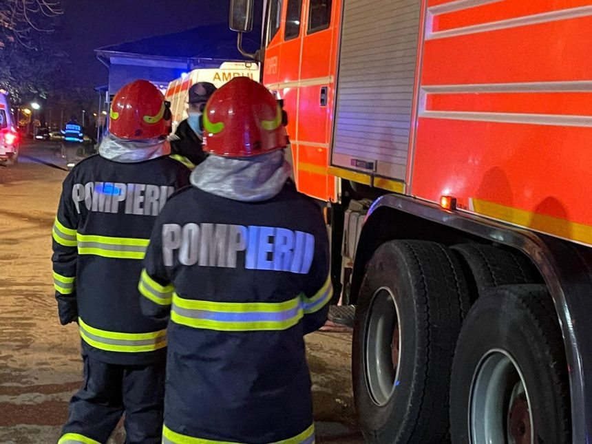 Casa cuprinsa de flacari in Craciunesti O fetita de doi ani salvata urgent
