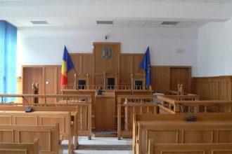 Incepand cu 1 septembrie grefierii anunta blocarea intregii Justitii