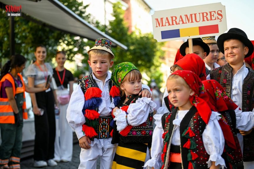 Maramuresul se pune in valoare pe scena unuia dintre cele mai mari festivaluri de folclor din lume Ansamblul Salistenii va reprezenta judetul la Sibiu