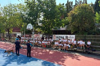 Micii baschetbailisti din Baia Mare au invatat lectii de siguranta de la jandarmii montani