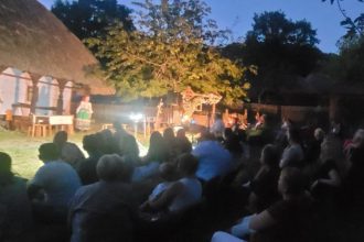 O seara de poveste romaneasca la Muzeul Satului din Baia Mare