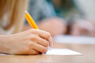 Peste 33000 de elevi sustin examenele scrise ale Bacalaureatului