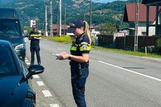 Politistii monitorizeaza traficul pe DN 18 Aciune BLITZ intre Petrova si Viseu de Sus