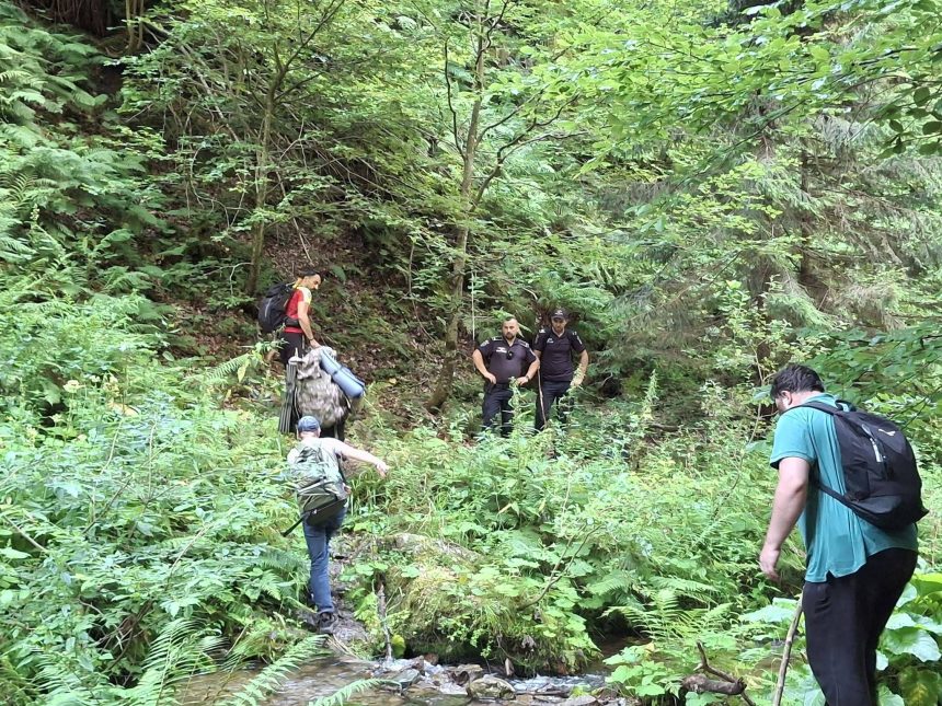 Salvamont Maramures 7 interventii si 14 persoane salvate sau ajutate dintr o singura saptamana