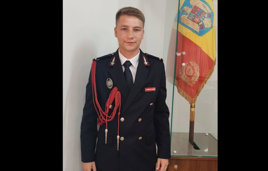 Un nou ofiter in prima linie a prevenirii Razvan Buda proaspat absolvent al Facultatii de Pompieri a depus juramantul la ISU Maramures