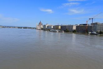 Ungaria a hotarat sa inchida centrala nucleara o premiera in ultimele 44 de ani din cauza secetei