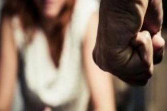 Violena domestic la Cerneti O femeie ar fi fost agresat de partenerul ei