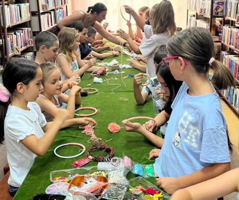 Visele prind aripi la biblioteca din Baia Mare Atelier creativ pentru copii