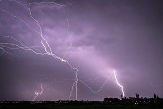 Vremea sufera schimbari radicale in Maramures vijelii ploi si racire puternica