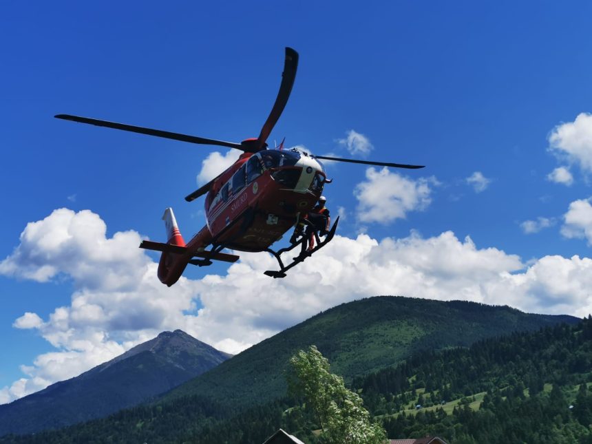 accident grav in sapanta o femeie de 78 de ani transportata cu elicopterul smurd dupa ce a fost accidentata de o masina