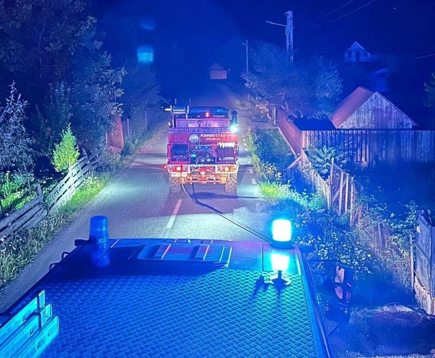 alerta maxima in poienile de sub munte trei case si o victima raportate in urma unui incendiu ce au descoperit pompierii