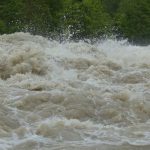 avertizare cod galben de inundatii in maramures inhga atentioneaza despre viituri si cresterea debitoarelor