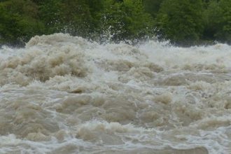avertizare cod galben de inundatii in maramures inhga atentioneaza despre viituri si cresterea debitoarelor