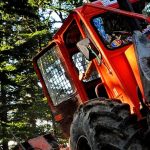 dosar penal dupa un accident in cupeseni tractorist fara permis si cu vehicul neinregistrat