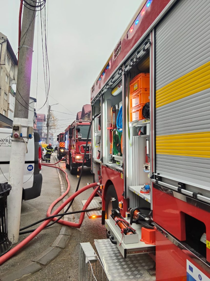 incendiu devastator la bicaz flacarile au afectat mai multe anexe o persoana ranita