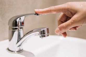 restrictii temporare la apa potabila pe doua strazi din baia mare din cauza lucrarilor la retea