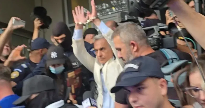 Călin Georgescu, scos încătușat de la DIICOT și dus în arest