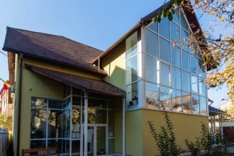 CASPEV Baia Mare găzduiește spectacol cultural-artistic vineri, 25 septembrie