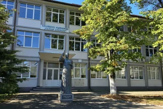 Colegiul „Vasile Lucaciu” Baia Mare devine școală-pilot. Ce se schimbă la clasa a XII-a