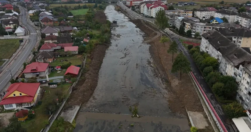 Digurile și barajele din Maramureș, verificate de autorități