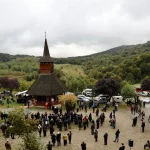 Hram de toamnă la Mănăstirea Rohița-Boiereni. Episcopul Iustin oficiază Sfânta Liturghie