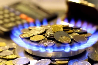 Scumpiri la gaze înainte de iarnă: furnizorii majorează tarife, autoritățile plafonează