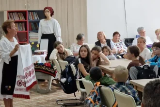 Tradiția cusutului în cruce, sărbătorită de Sărbătoarea Castanelor